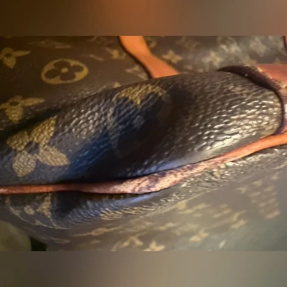 Louis Vuitton Brown SAC  Monogram Tote Bag - Picture 9 of 16